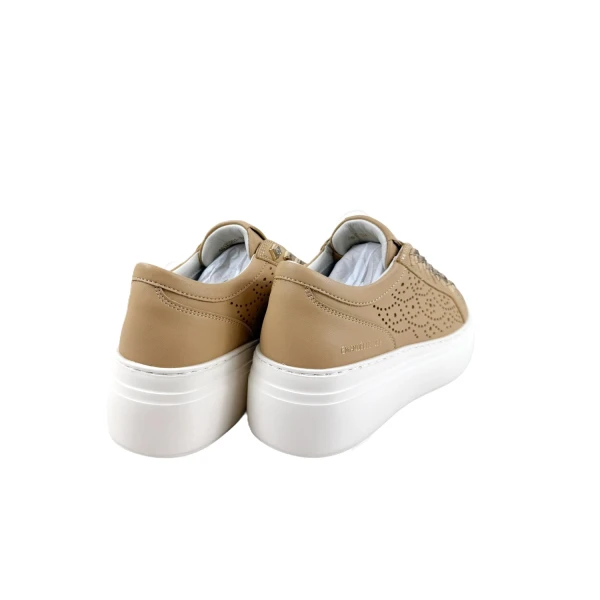 EMANUELLE VEE - Sneakers beige traforata e strass -