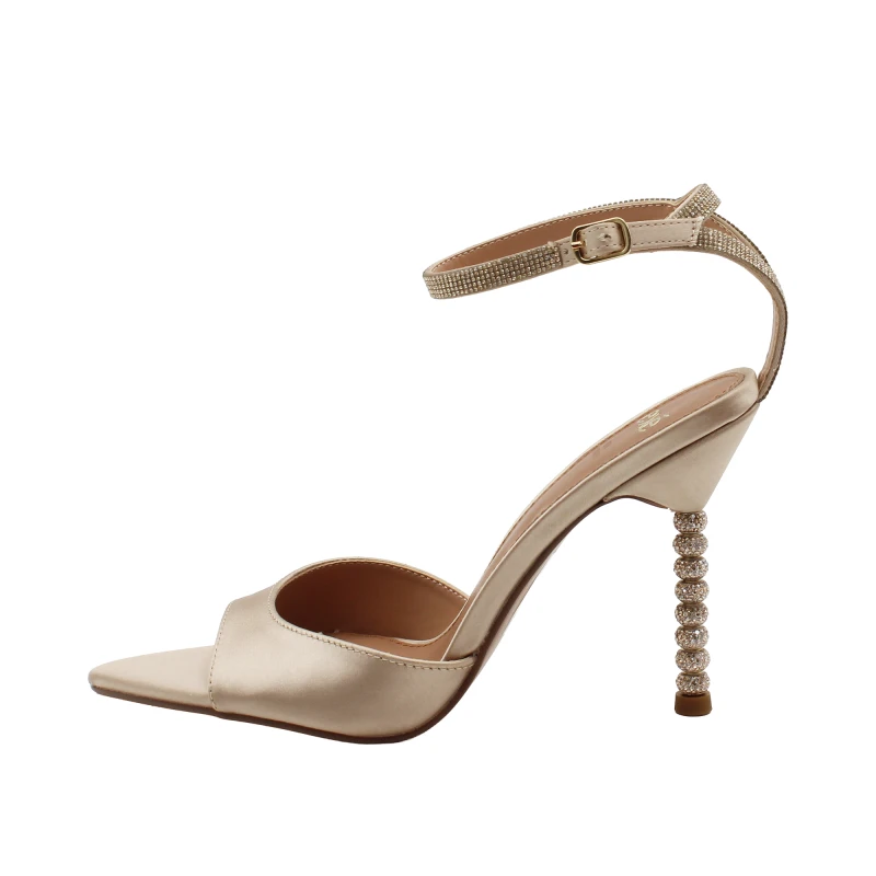 EXE' - Sandalo in raso beige con strass - 696