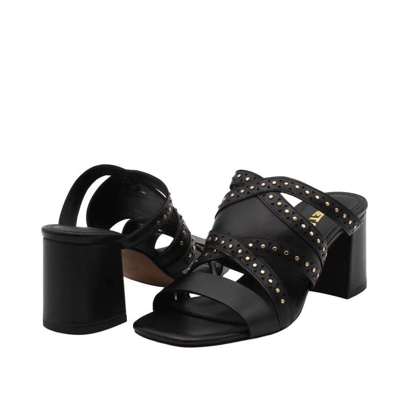 JANET&JANET - Sandalo nero con borchie - j-732