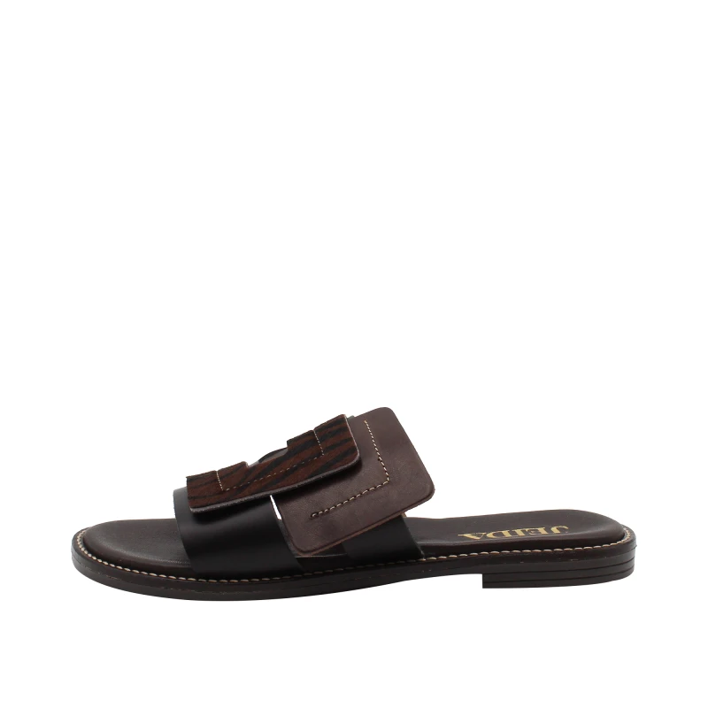 JEIDA - Ciabatta nera e marrone con cavallino - j54