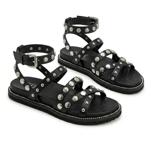CULT - Sandalo nero con borchie - clw388604 2