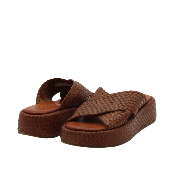 VUEVA - Sandalo ciabatta intrecciata cognac con zeppa - 
