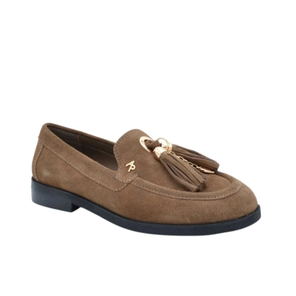 APEPAZZA - Mocassino in camoscio cognac con nappine -