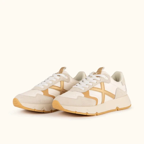 MUNICH - Sneakers bianca con riporti gold - 4191016 2