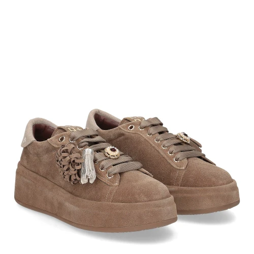 GIO+ - Sneakers taupe con charms - olivia150 2