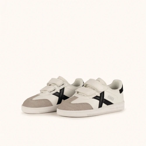 MUNICH - Sneakers bianca e nero - 8032028 2